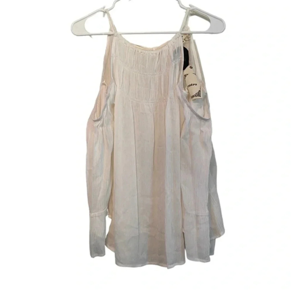 Entro White Open ShoulderTop